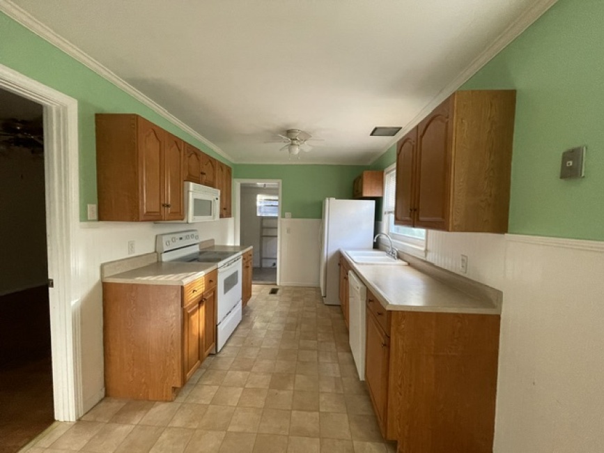404 Pennlyn St., Cumberland Gap, Tennessee 37724, 3 Bedrooms Bedrooms, 0 ,1 BathroomBathrooms,Family Home,For Rent,Pennlyn St.,0,1015