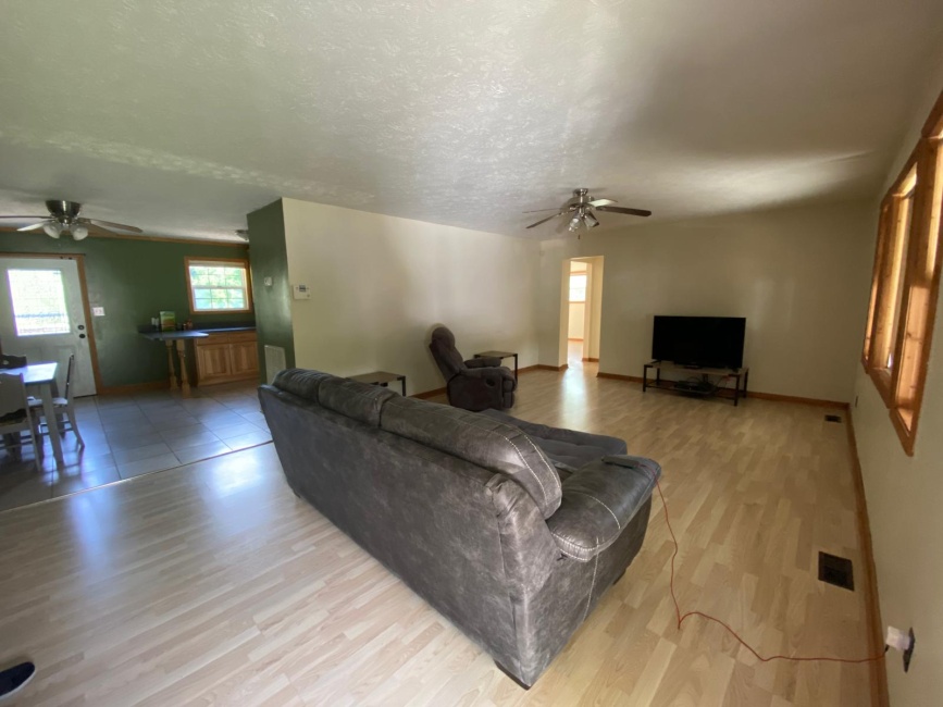 646 Presidential Blvd., Harrogate, Tennessee 37752, 5 Bedrooms Bedrooms, ,3 BathroomsBathrooms,Family Home,For Rent,Presidential Blvd.,1018